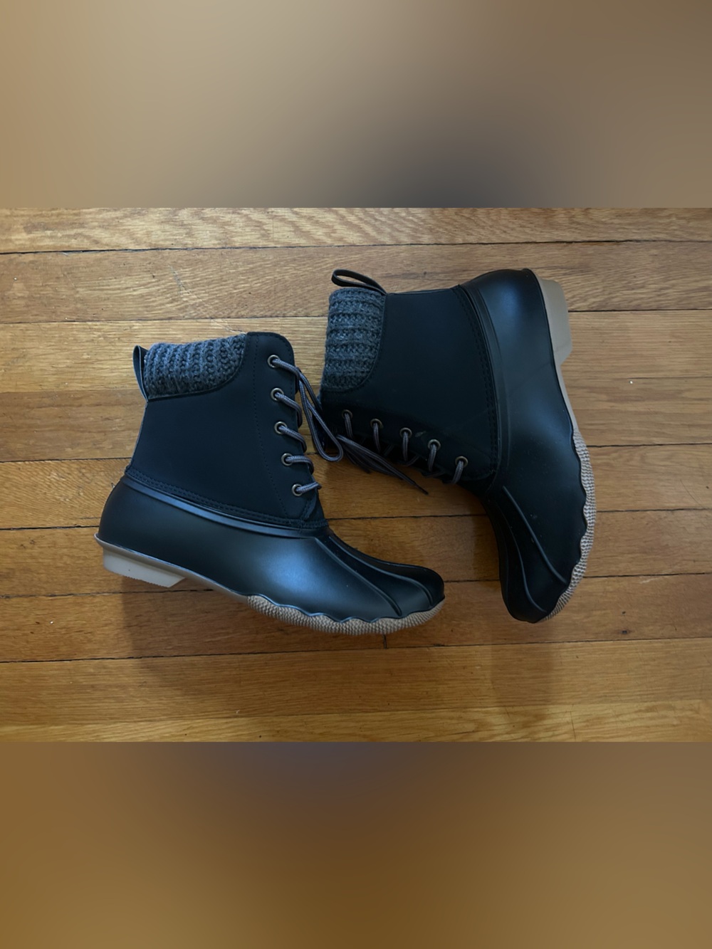 Lace-Up Waterproof Knit-Cuff Winter Boots Unisex Size 6 Brand New